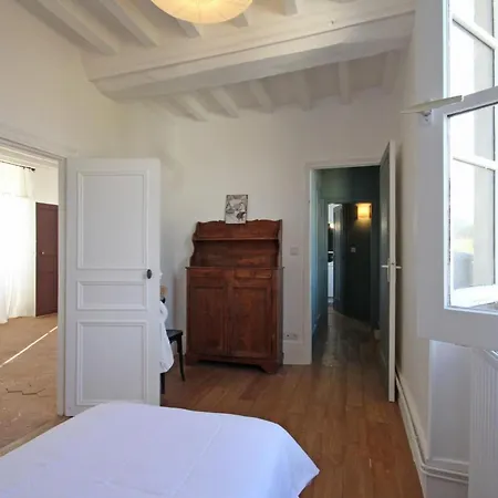 Holiday home Grande Maison Avec Piscine Couverte, Flipper Et Charme Industriel En Pleine Campagne - Fr-1-497-46 *