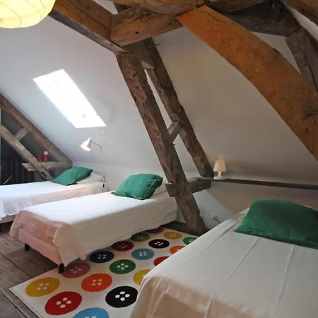 Holiday home Grande Maison Avec Piscine Couverte, Flipper Et Charme Industriel En Pleine Campagne - Fr-1-497-46 Laleu (Orne)