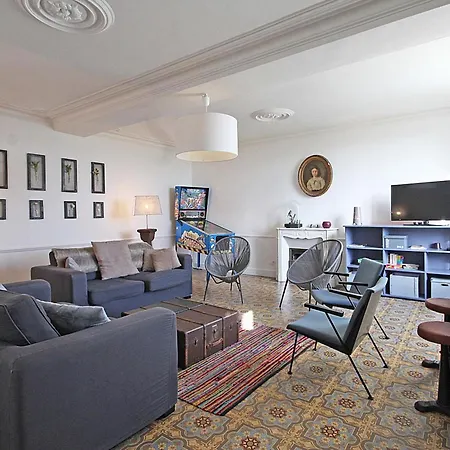 Maison Spacieuse Avec Piscine Couverte Et Wifi A - Fr-1-497-46 Laleu (Orne)